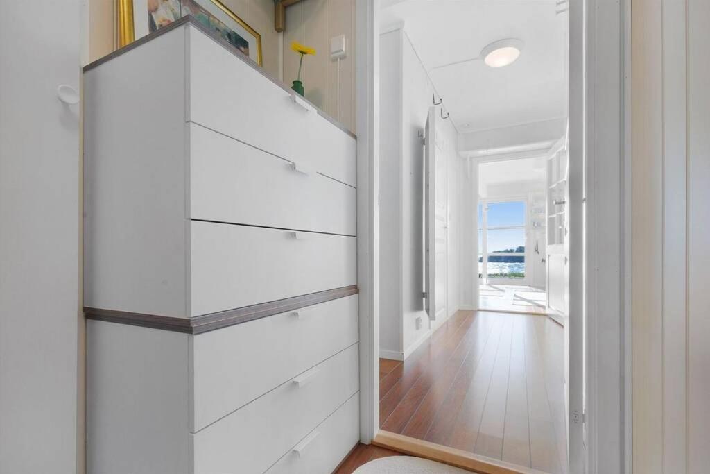 Seaside Home, Great For Fishing & Hiking Hellesoyni